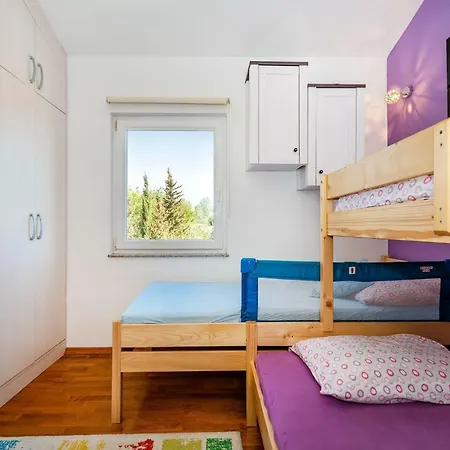 Julija Apartment